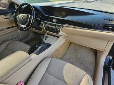 Lexus Es 350 2013 US Specs Very Neat and Clean Premium Condition Wifh Low KM Perfect Luxury Sedan-8