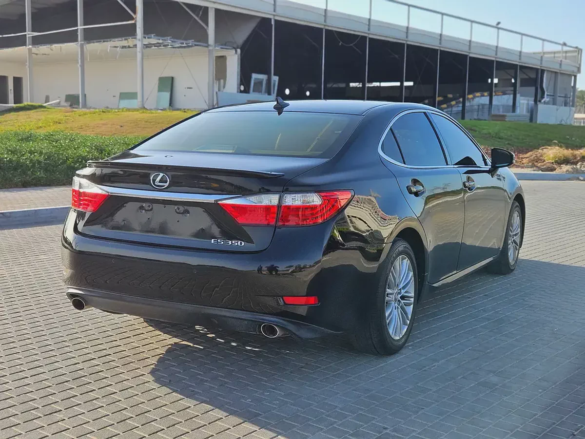 Lexus Es 350 2013 US Specs Very Neat and Clean Premium Condition Wifh Low KM Perfect Luxury Sedan-13-13