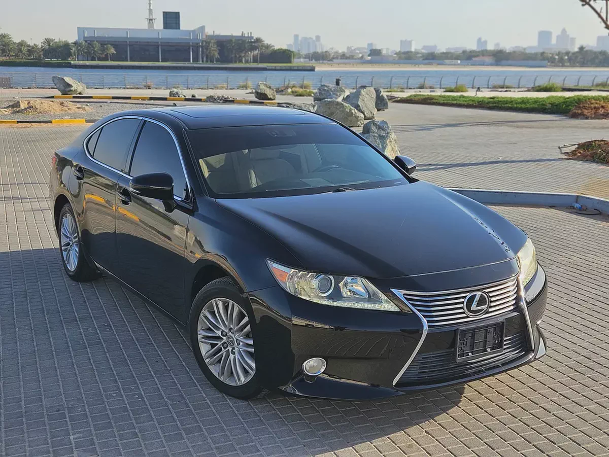 Lexus Es 350 2013 US Specs Very Neat and Clean Premium Condition Wifh Low KM Perfect Luxury Sedan-5-5