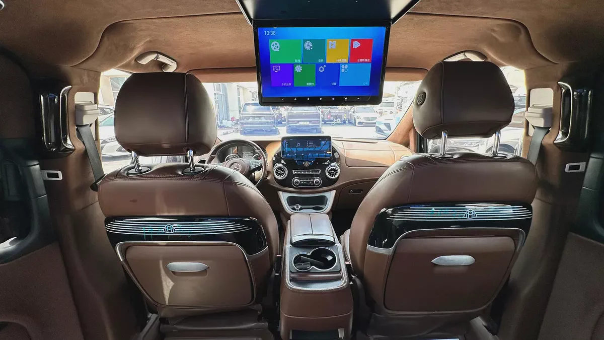 Mercedes-Benz Vito-15-15