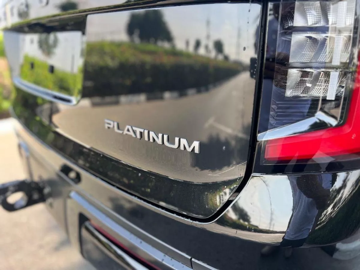 Nissan Patrol SE PLATINUM CITY SE PLATINUM-6-0