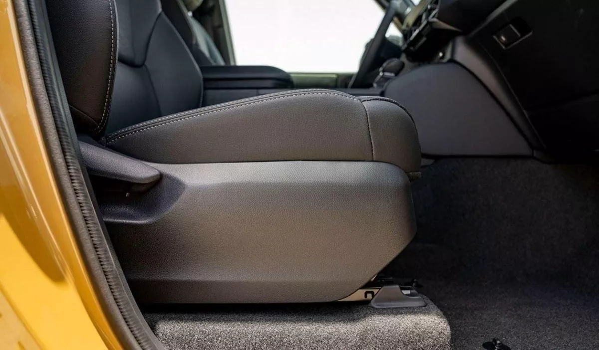 Toyota Prado GXL 1ST EDITION 250 2.4P AT FIRST EDITION MY2024 – SAND & GREY ROOF-16-0
