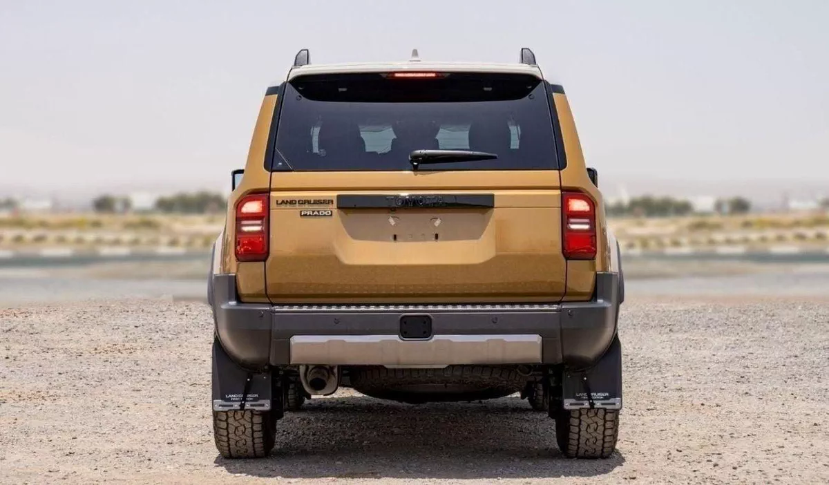 Toyota Prado GXL 1ST EDITION 250 2.4P AT FIRST EDITION MY2024 – SAND & GREY ROOF-4-0