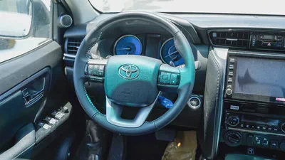Toyota Fortuner SR5 2026 GCC Specs Adventure 4.0-9
