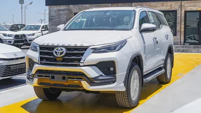 Toyota Fortuner SR5 2026 GCC Specs Adventure 4.0-1