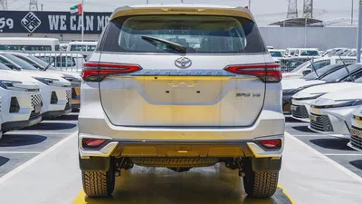 Toyota Fortuner SR5 2026 GCC Specs Adventure 4.0-5
