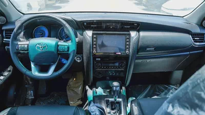 Toyota Fortuner SR5 2026 GCC Specs Adventure 4.0-6