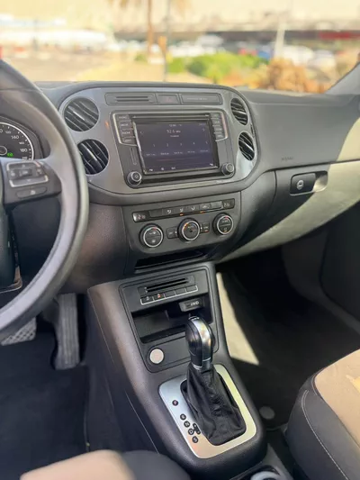 Volkswagen TIGUAN 2016-3