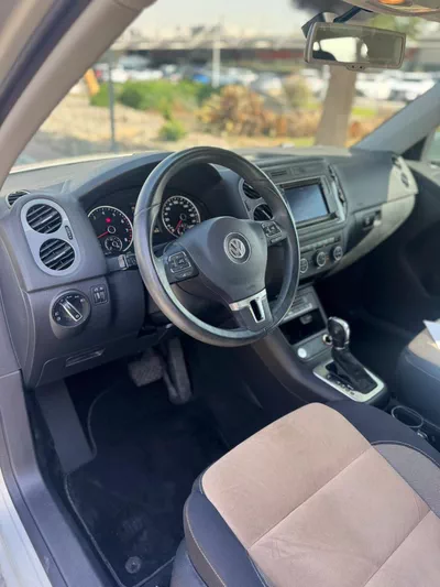 Volkswagen TIGUAN 2016-11