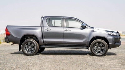 Toyota Hilux Toyota Hilux 2.4L Diesel AT 4x4 Mid Option 2025-8