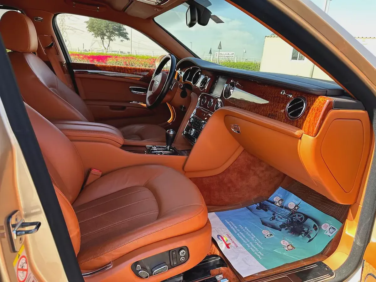 Bentley Mulsanne Special Edition 2011 - GCC Specs - Pristine Condition-16-16