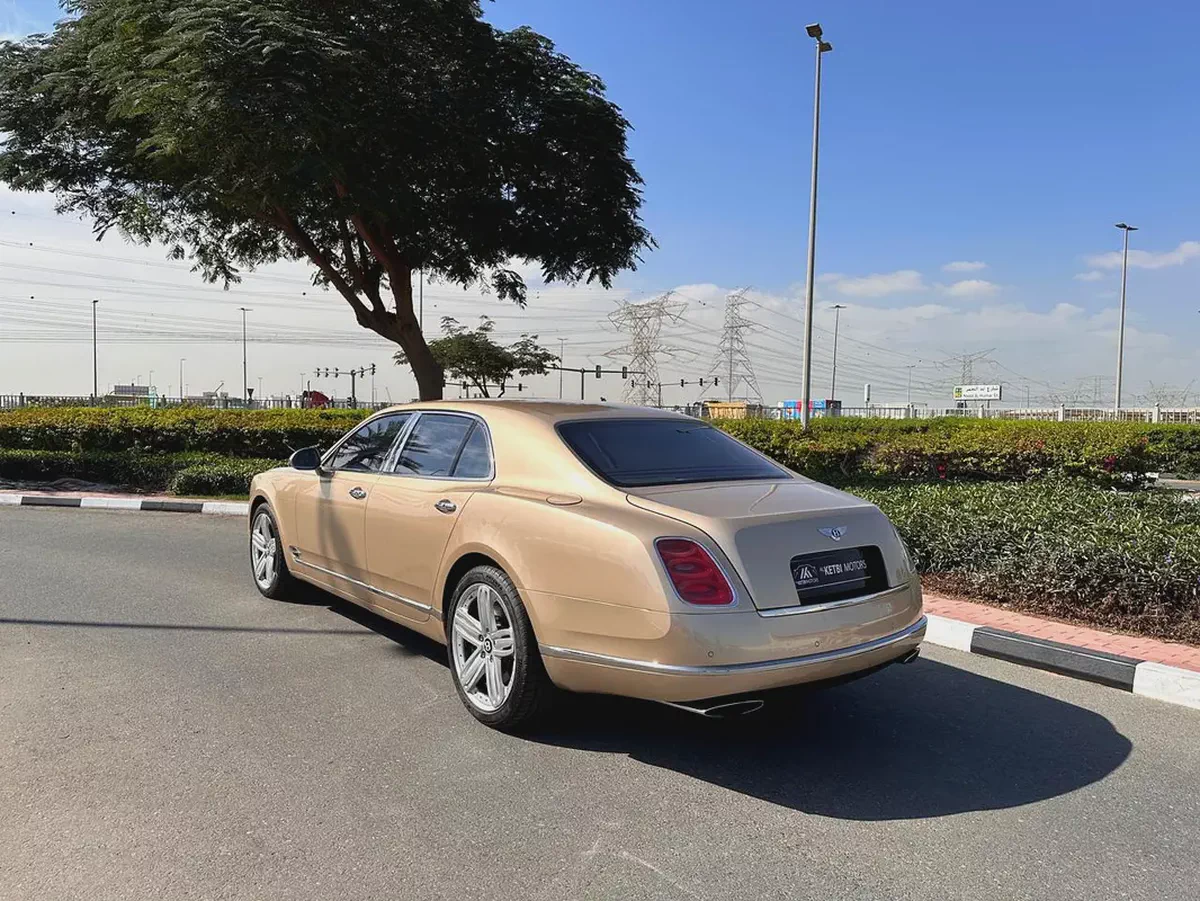 Bentley Mulsanne Special Edition 2011 - GCC Specs - Pristine Condition-3-3
