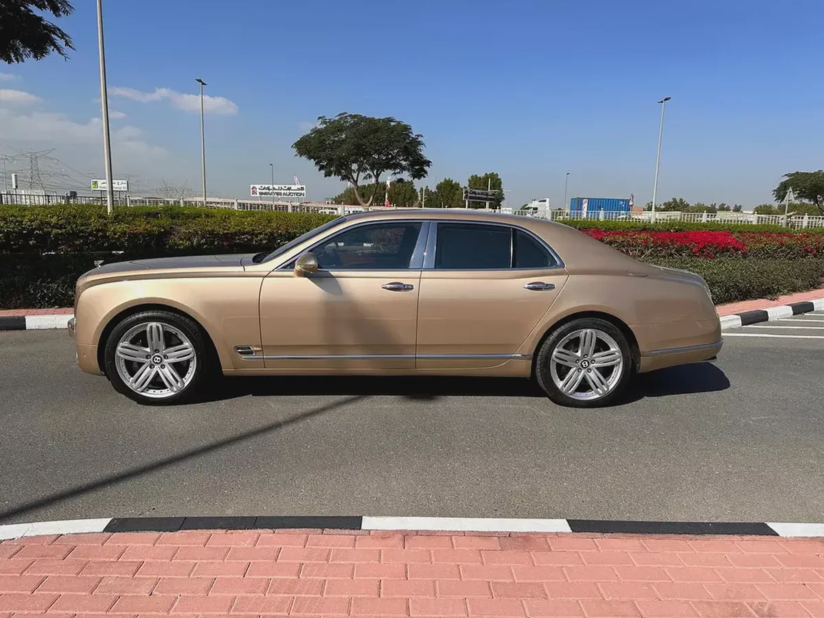 Bentley Mulsanne Special Edition 2011 - GCC Specs - Pristine Condition-5-5