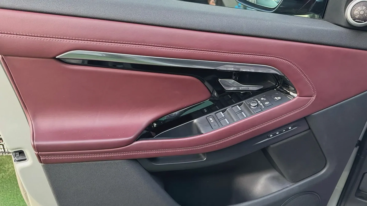 Evoque RDynamic model 2020 gcc original paint آيفوك ار ديناميك موديل ٢٠٢٠ خليجية صبغ وكالة-12-12