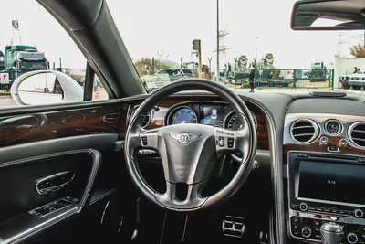 2014 - BENTLEY FLYING SPUR - SUPER CLEAN - ONLY 50,000 KM-11