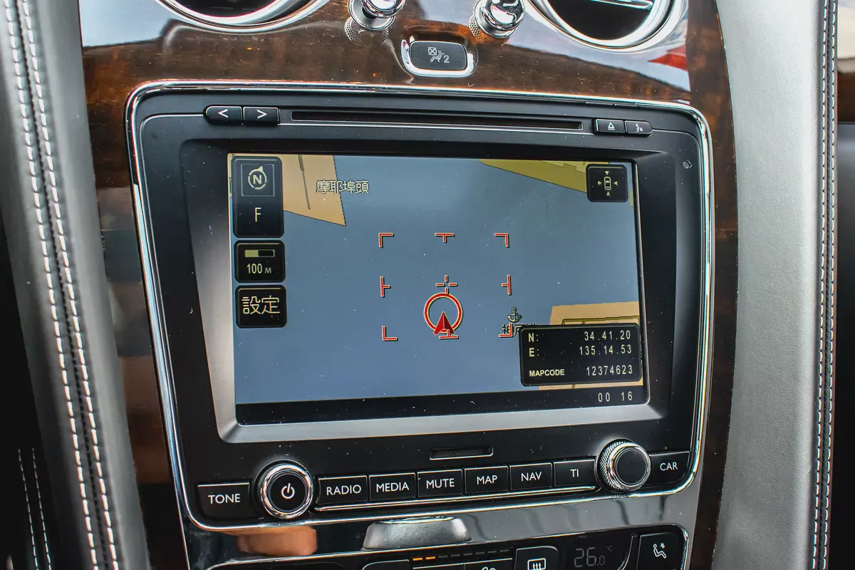 2014 - BENTLEY FLYING SPUR - SUPER CLEAN - ONLY 50,000 KM-13-13