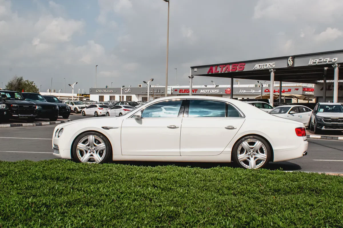 2014 - BENTLEY FLYING SPUR - SUPER CLEAN - ONLY 50,000 KM-3-3