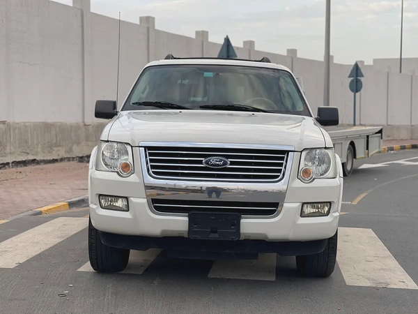 Ford Explorer XLT 2010 - GCC first owner
