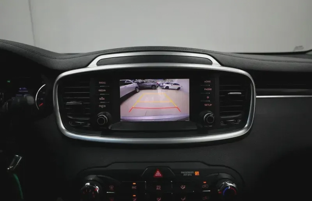 Kia Sorento-3-3