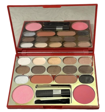 Pupa Milano Eyeshadow Palette 02, 12 Shades Eye Shadows, 2 shades Eyebrow Powder, 2 Shades Powder Blush-2