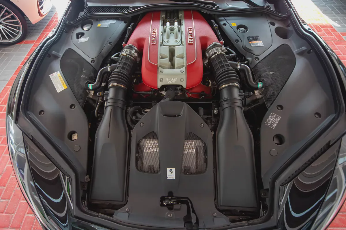 Ferrari 812 Superfast 2020 | Japanese Specs | Under warranty | 4,100km-19-19