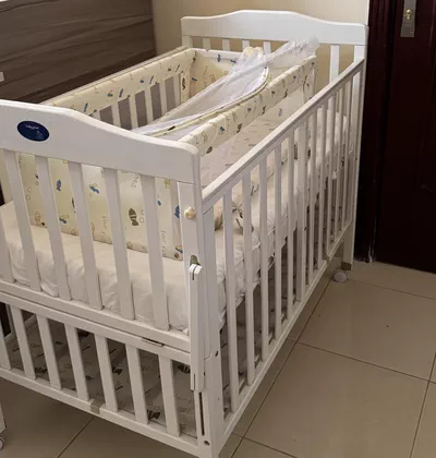 Baby plus 4 in 1 wooden bed side with storage and mattress w/cover - white-7