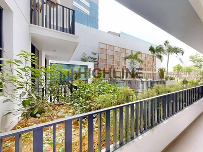 Fitted Kitchen | Big Lawn | Best Amenities | Ready-15