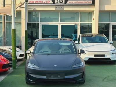 TESLA MODEL 3 PERFORMANCE GCC 2025 Service History (Under Warranty) Original Paint Zero Accidents Fi-5