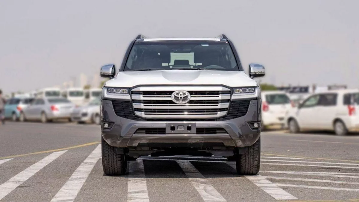 Toyota Land Cruiser VX LC300 VX 4.0P AT MY2025 – GREY-1-0