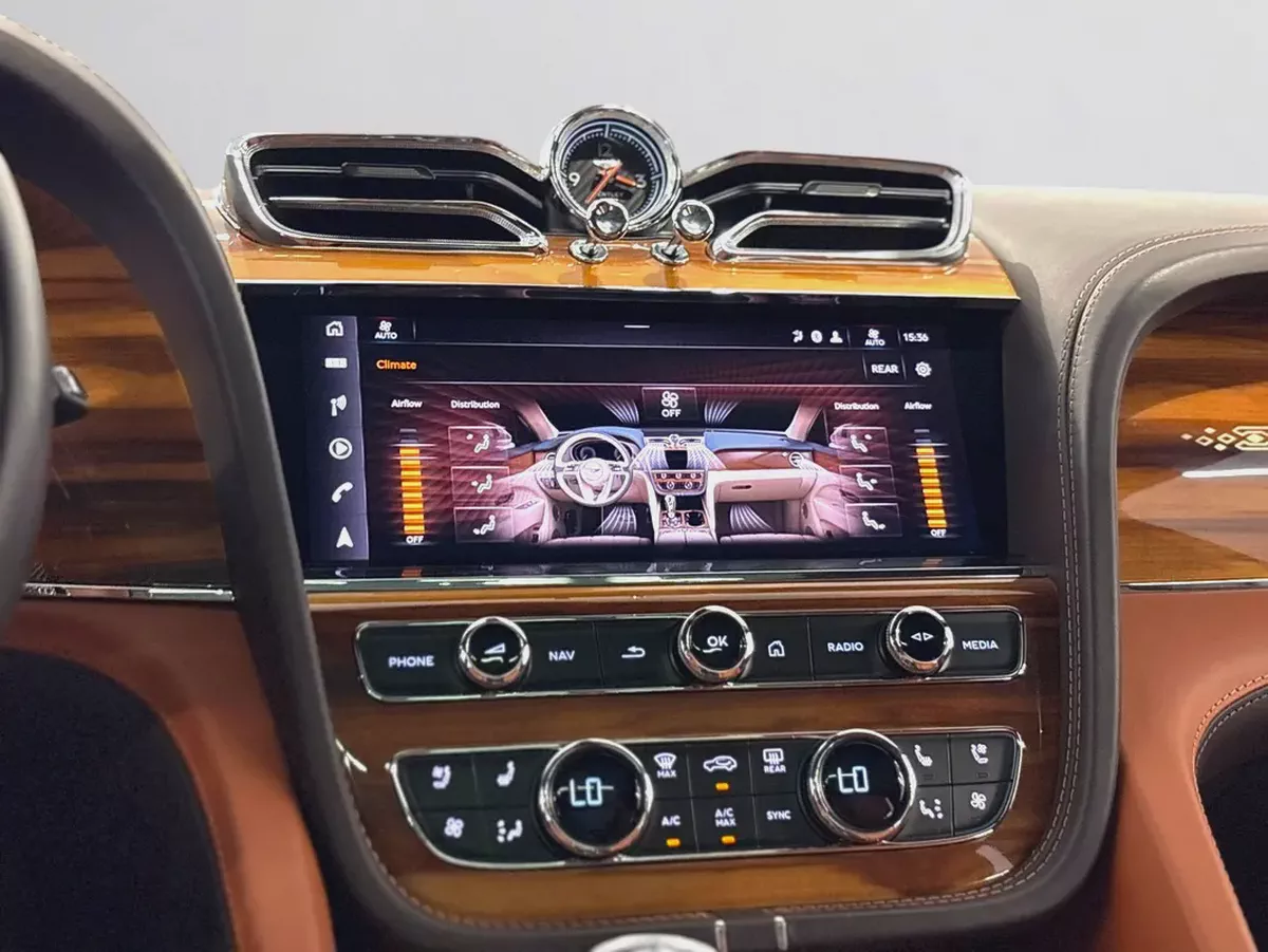 AED 11,660 P.M | 0% DOWN PAYMENT | BENTLEY BENTAYGA AZURE FIRST EDITION | 4.0L V8 | FULL AGENCY SERV-14-14