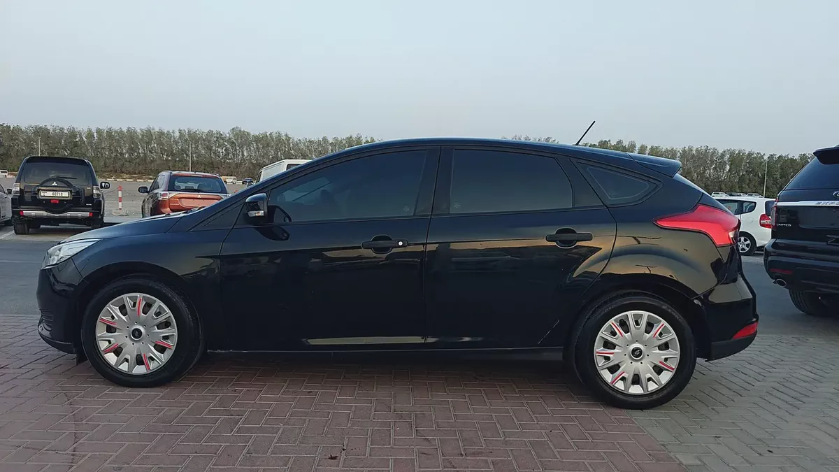 Ford Focus GCC | 1.5L Engine | Model 2018 | Well Maintained | Ready to Drive Drive with confidence-1-1