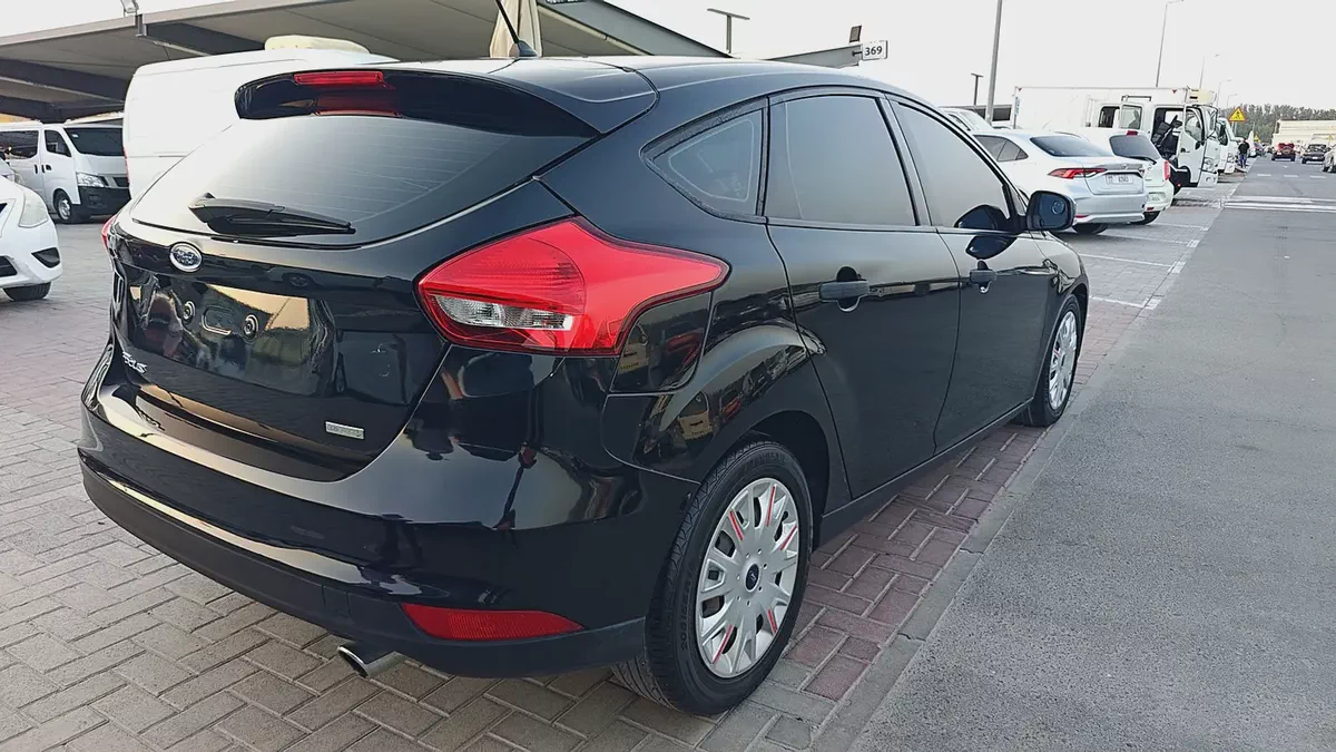 Ford Focus GCC | 1.5L Engine | Model 2018 | Well Maintained | Ready to Drive Drive with confidence-7-7