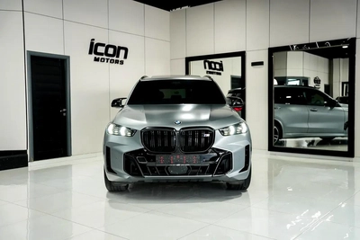 BMW X5 M60i 2025 GCC Specs - Brand New!-1