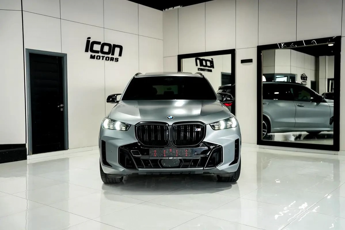 BMW X5 M60i 2025 GCC Specs - Brand New!-1-1