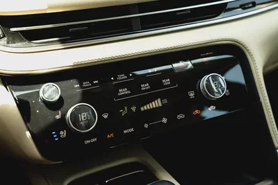 Infiniti QX60 Sensory GCC 3.5L V6 Brand New 2024 Warranty-10