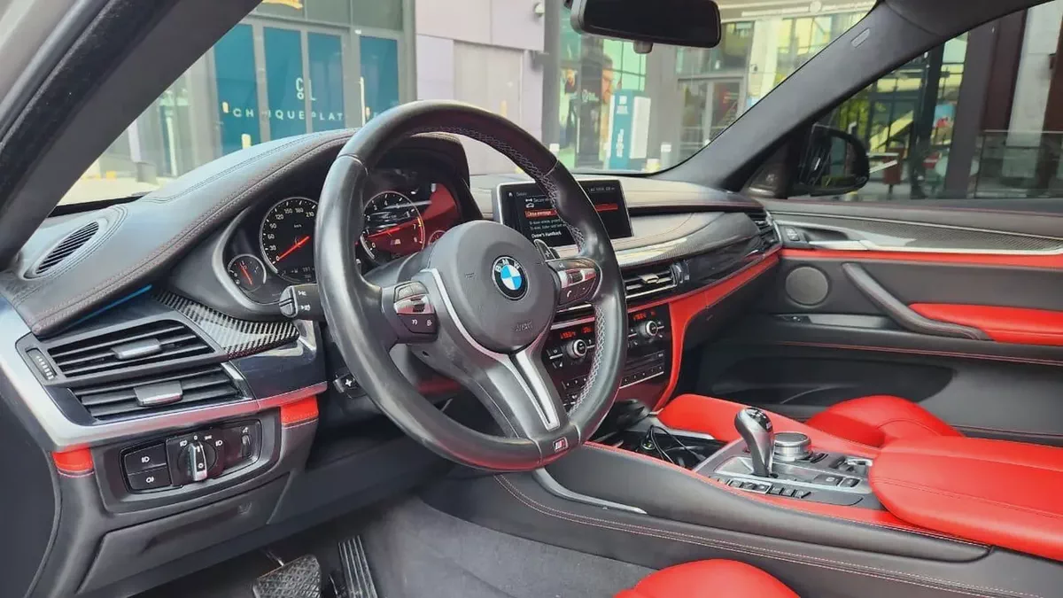 2018 BMW X6M || full agency service || 4.4L 567 HP || ORIGINAL PAINT|| ACCIDENT FREE ||  CARPLAY ||-14-14