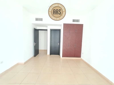 In prime location Chiller free huge 1bhk with all amenities-5