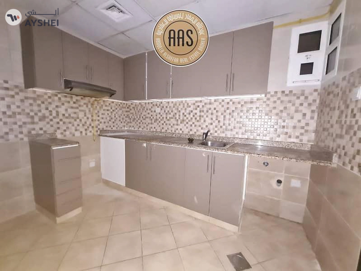 In prime location Chiller free huge 1bhk with all amenities-4-4