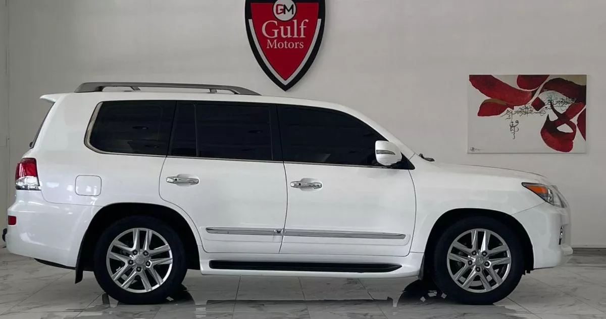 Lexus LX570 PLATINUM Prestige 5.7L-2-0