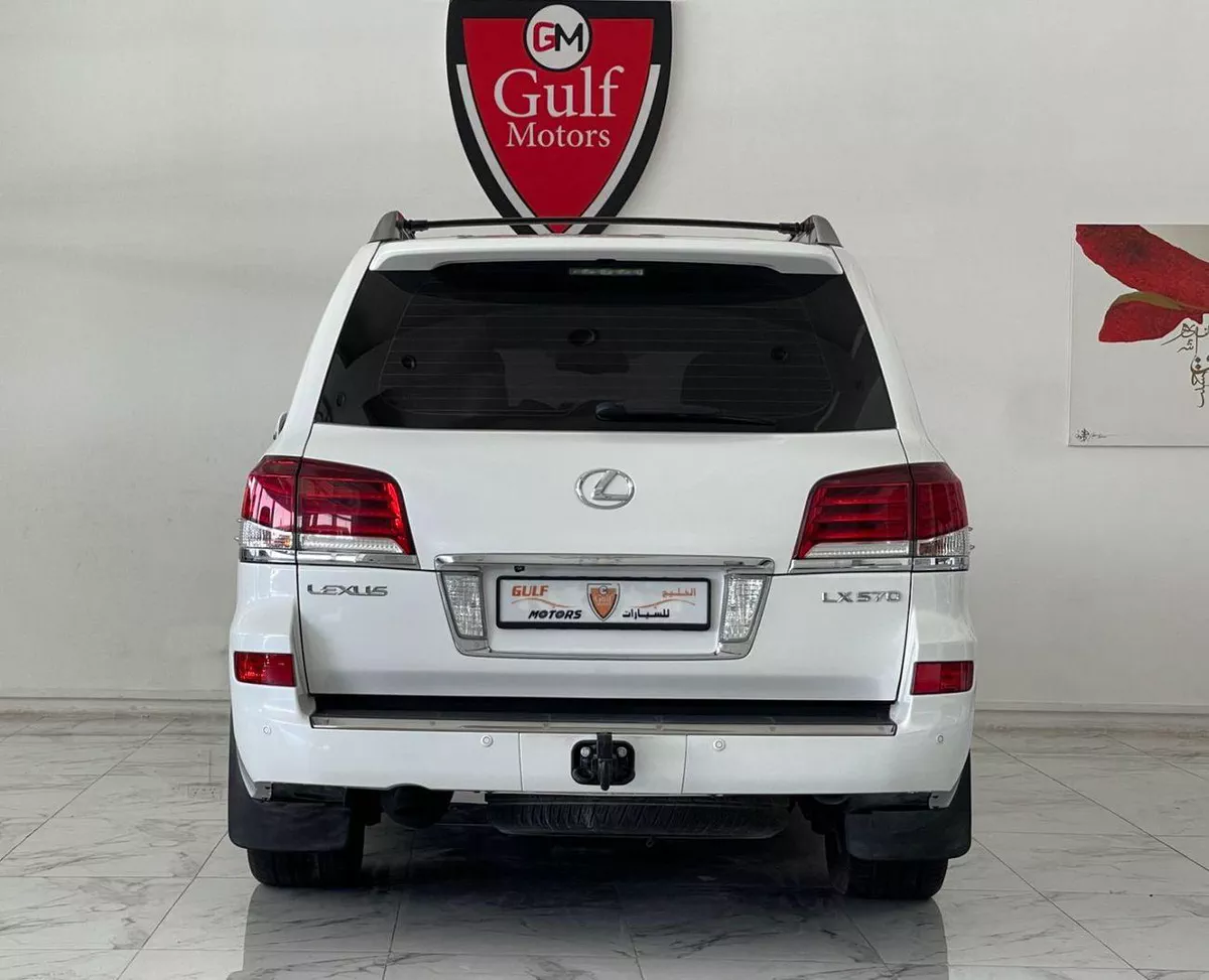 Lexus LX570 PLATINUM Prestige 5.7L-4-0