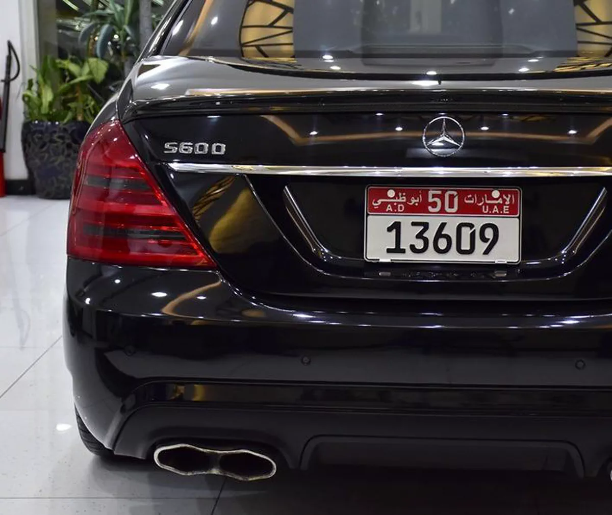 Mercedes Benz S600 AMG V12 ( 2008 Model ) in Black Color Japanese Specs-2-2