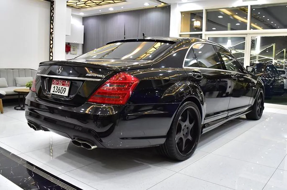 Mercedes Benz S600 AMG V12 ( 2008 Model ) in Black Color Japanese Specs-5-5