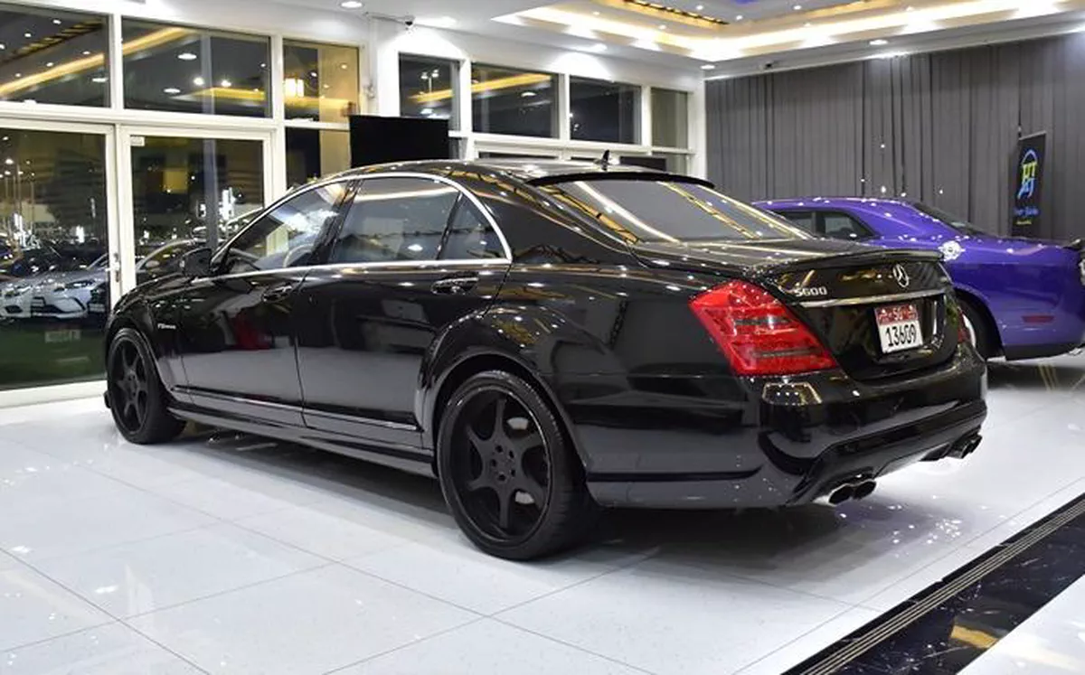 Mercedes Benz S600 AMG V12 ( 2008 Model ) in Black Color Japanese Specs-10-10