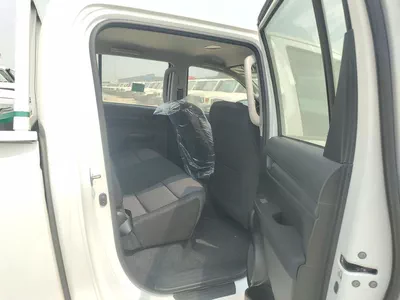 Toyota Hilux GL TOYOTA HILUX || NARROW BODY BASIC || 2.4L DIESEL MANUAL / Only For Africa-8