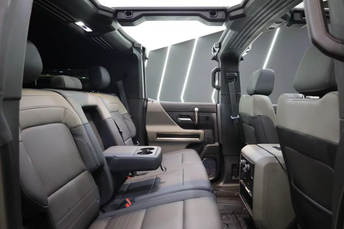 GMC Hummer EV SUV Edition 1-3-3