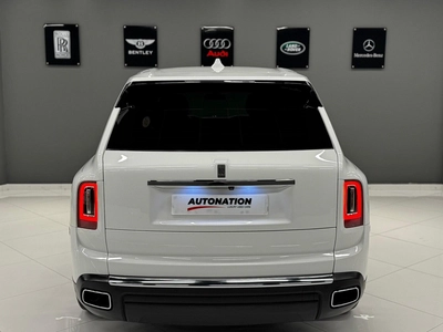 Rolls-Royce Cullinan 2022-7