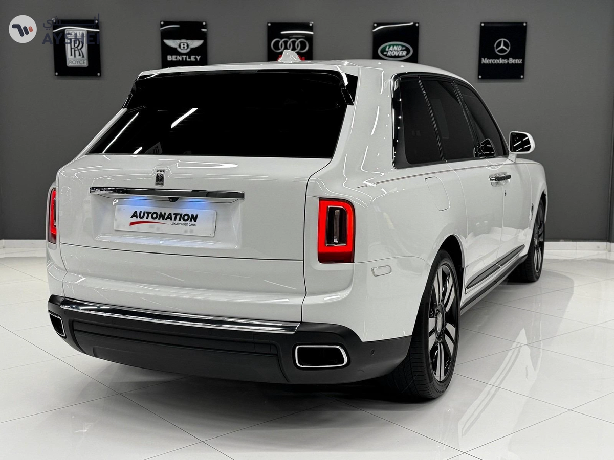 Rolls-Royce Cullinan 2022-4-4