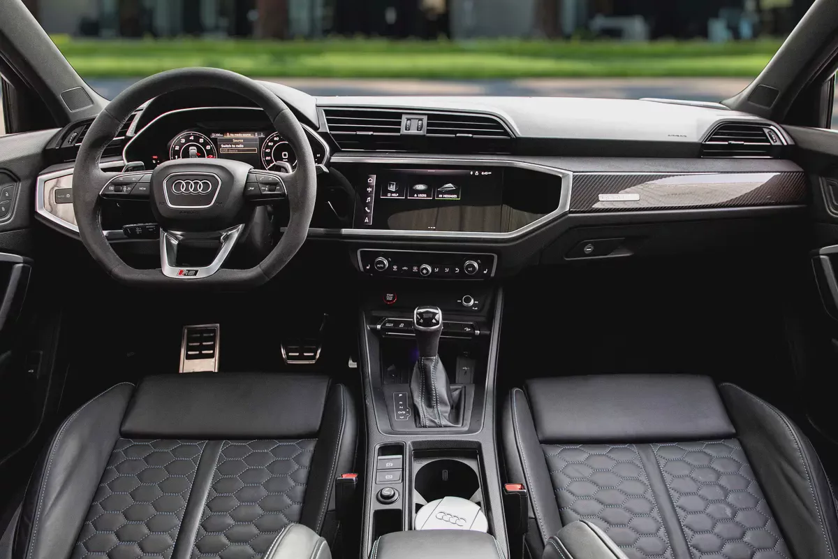 4,426 P.M |  RSQ3 | 0% Downpayment | 2028 Audi Warranty  Service!-7-7