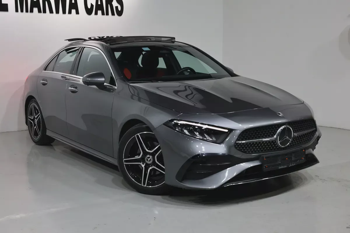 Mercedes A 200 2024 | GCC Specs | GARGASH WARRANTY + SERVICE CONTRACT I ACCIDENTS FREE I AMG KIT .-1-1
