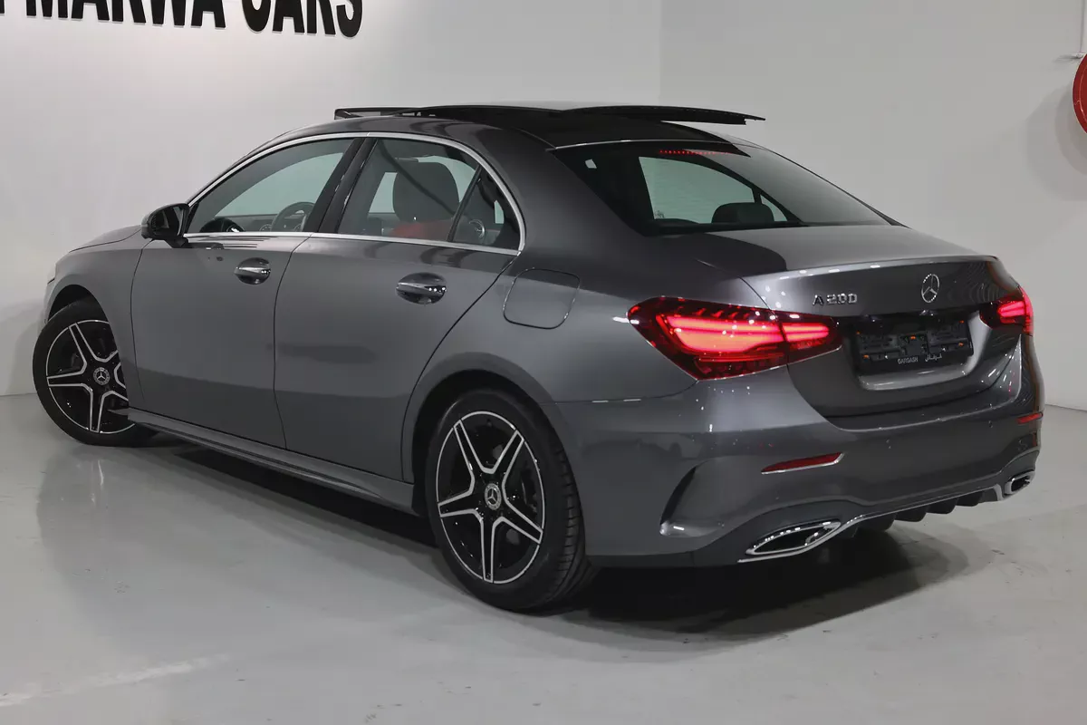 Mercedes A 200 2024 | GCC Specs | GARGASH WARRANTY + SERVICE CONTRACT I ACCIDENTS FREE I AMG KIT .-2-2